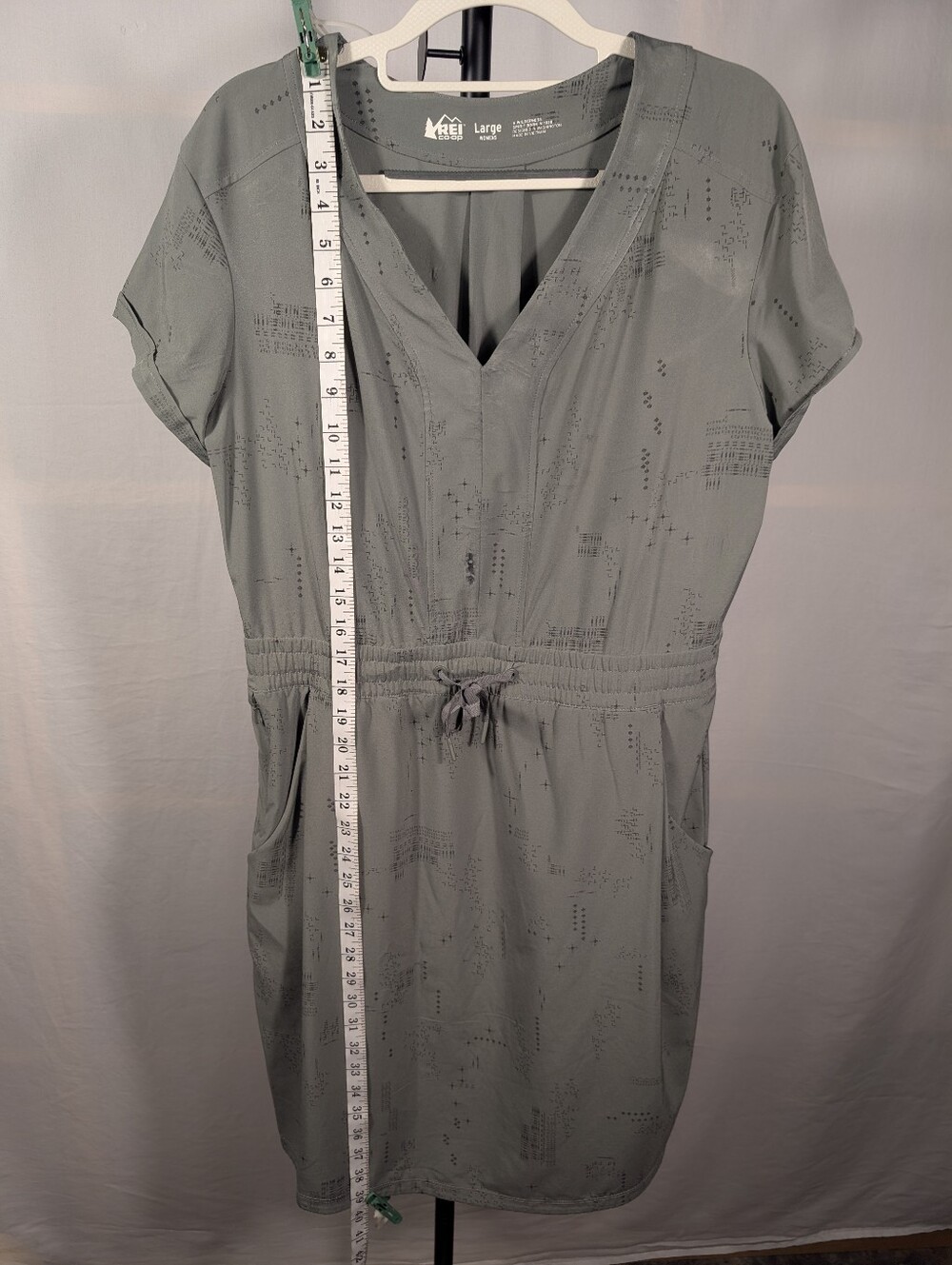 A-141 REI Co-op Women's Travel Dress Large Sage Green Hidden Zip Pocket - Picture 11 of 16